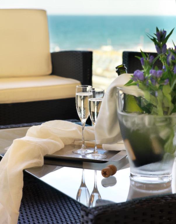 Hotel Vistamare Rivazzurra Di Rimini Extérieur photo