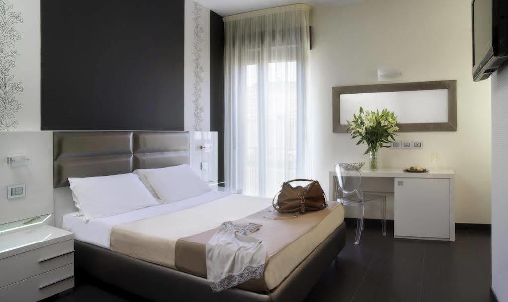 Hotel Vistamare Rivazzurra Di Rimini Extérieur photo