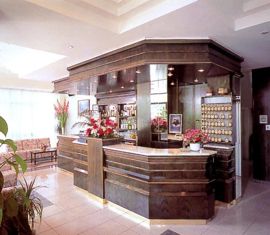 Hotel Vistamare Rivazzurra Di Rimini Extérieur photo