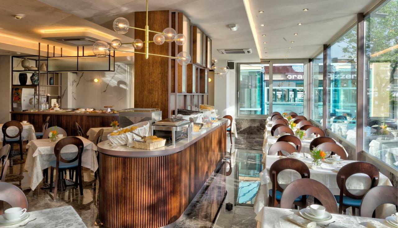 Hotel Vistamare Rivazzurra Di Rimini Extérieur photo