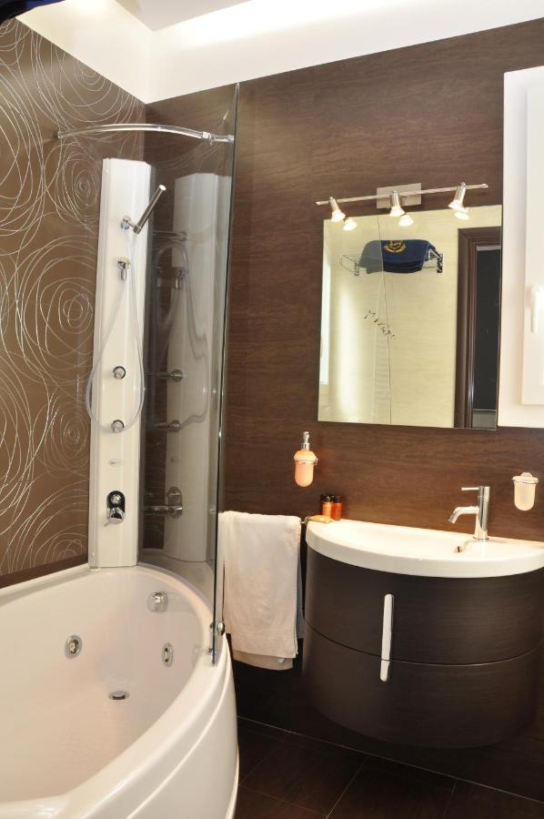 Hotel Vistamare Rivazzurra Di Rimini Extérieur photo